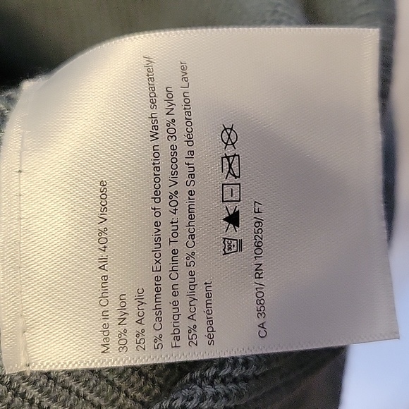 Lululemon - Picture 4 of 7